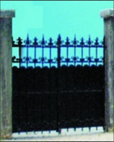 ABE 144 : Porte métallique de cour